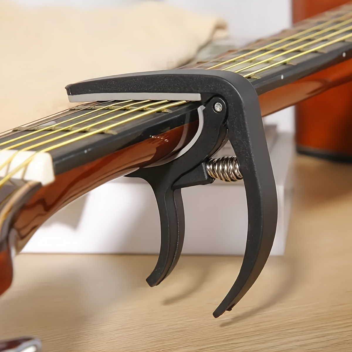 Klip Penyetel Gitar Kayu Tahan - Guitar Capo Clip ulasan dan harga